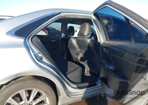 2015 Toyota Camry Xle V6 z USA, uszkodzony, nr VIN 4T1BK1FK1FU567543